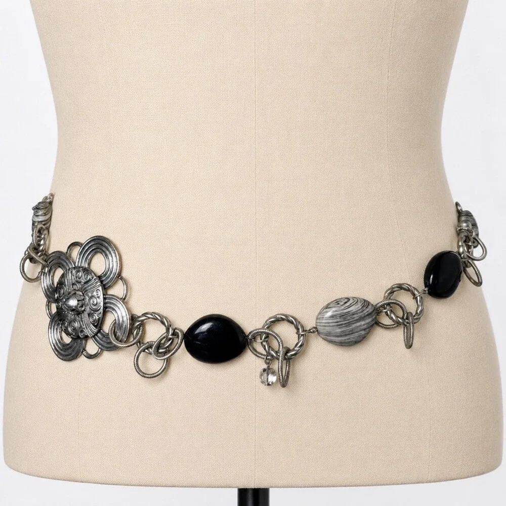 Vintage 1990s Silver Medallion Chain Belt Black Beads Statement Runway womens